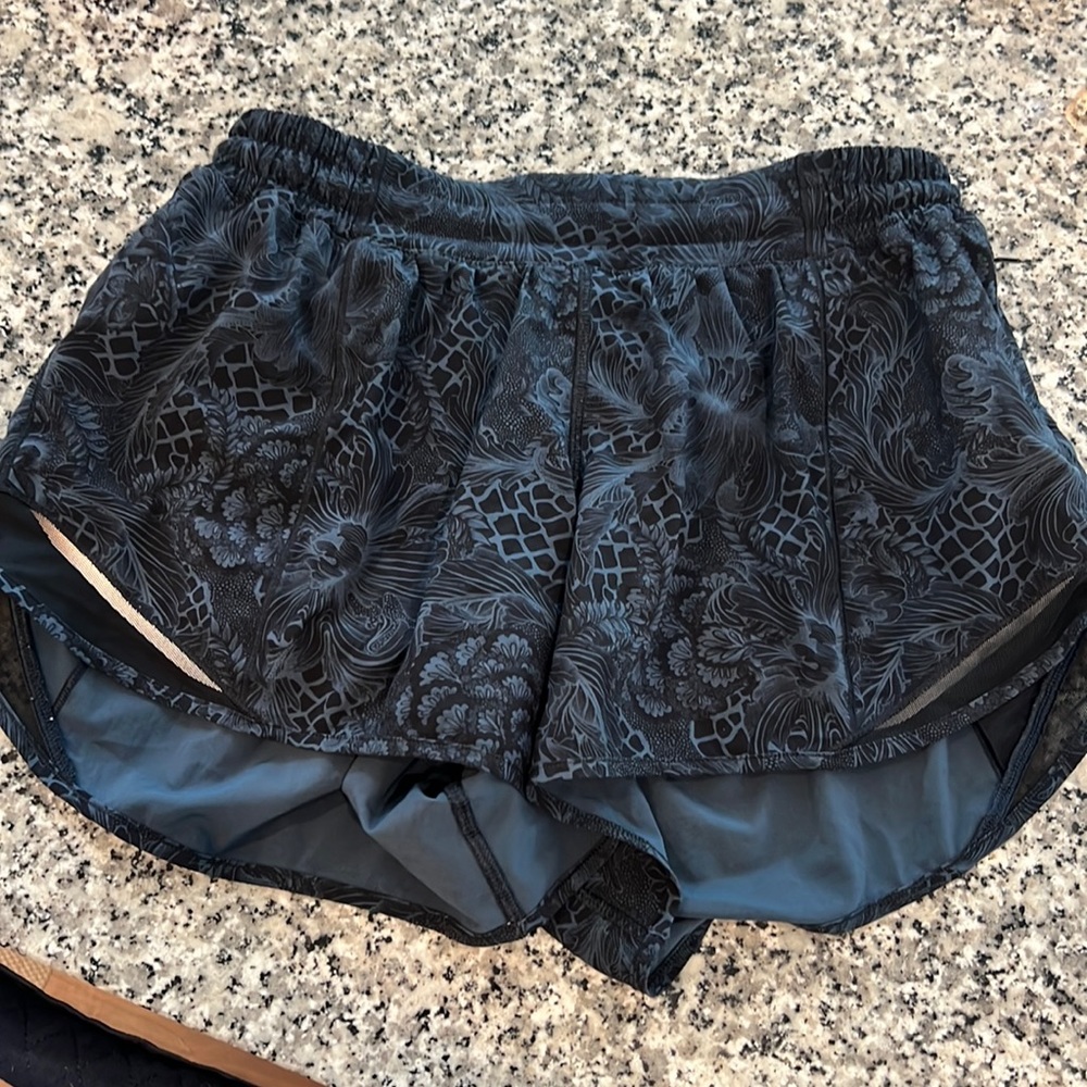 Lulu shorts